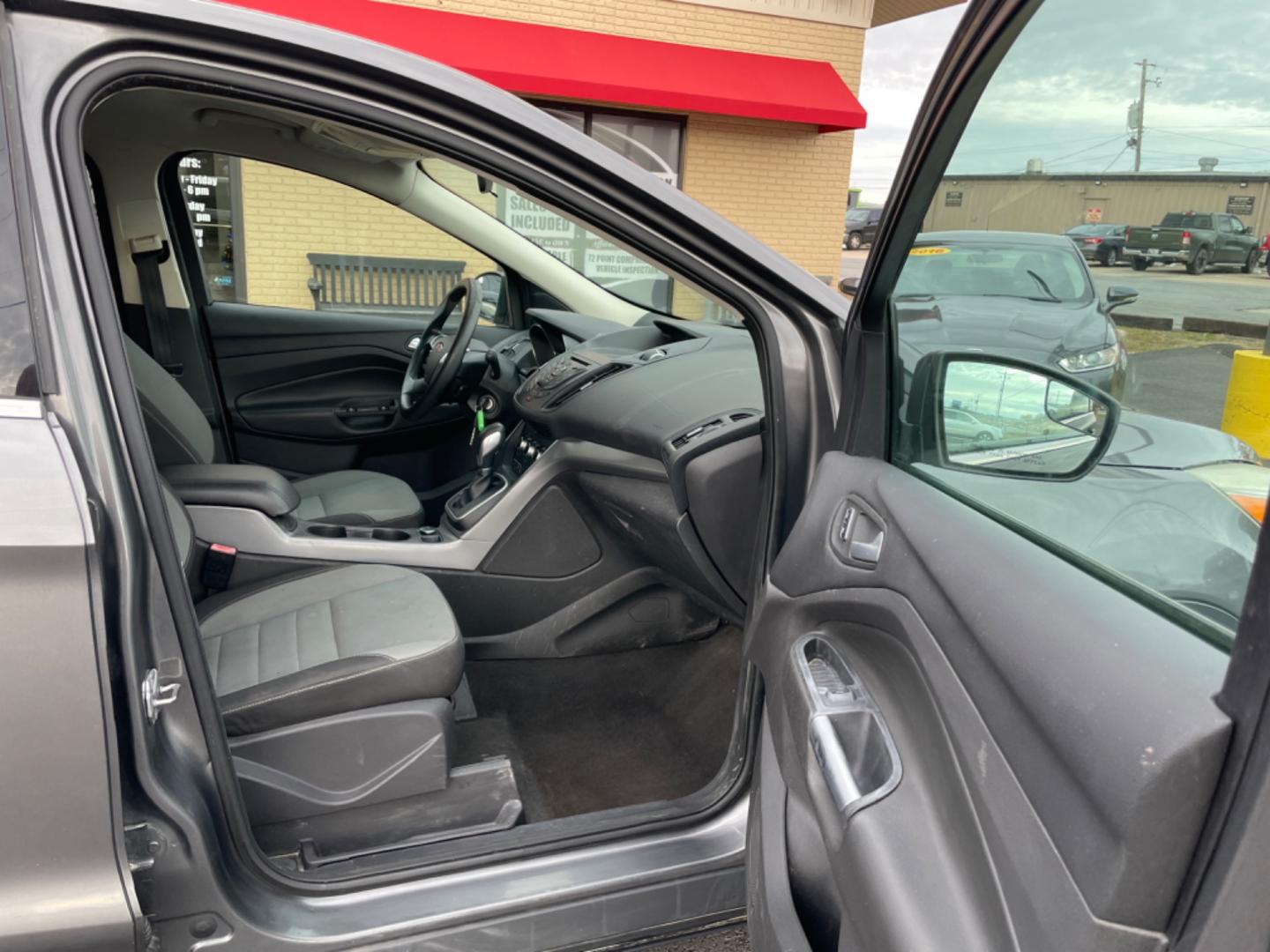 2013 Gray Ford Escape (1FMCU0GX1DU) with an 4-Cyl, EcoBoost, 1.6L engine, Auto, 6-Spd w/SelShft transmission, located at 8008 Warden Rd, Sherwood, AR, 72120, (501) 801-6100, 34.830078, -92.186684 - Photo#8